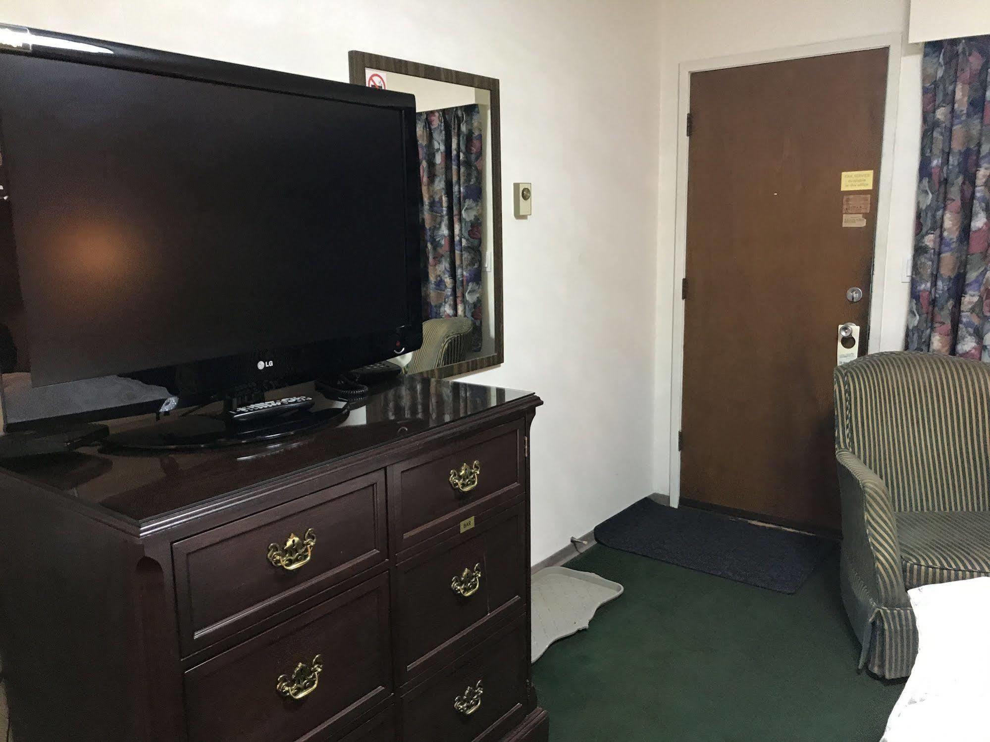 Inntowne Motel II Хоуп Экстерьер фото